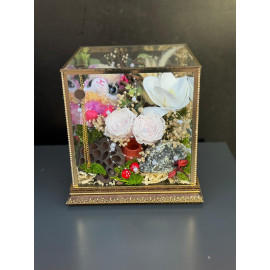 ÖZEL KUTUDA SOLMAYAN GÜL 